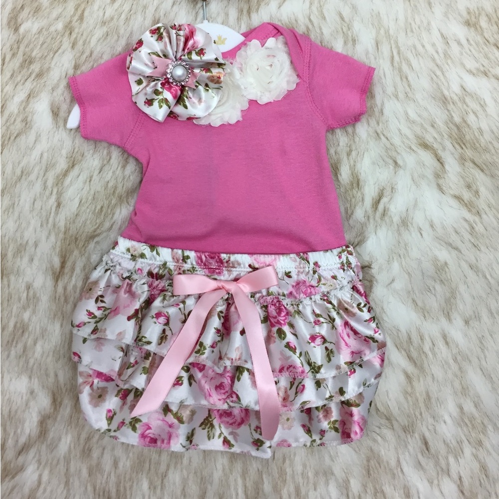 Underwear and bodysuit floral set.